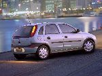 写真 4 車 Holden Barina ハッチバック (3 世代 1997 2000)